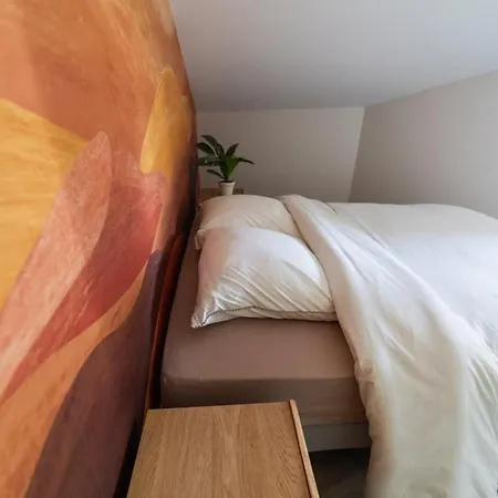 Le Verger : Familial Avec Piscine *