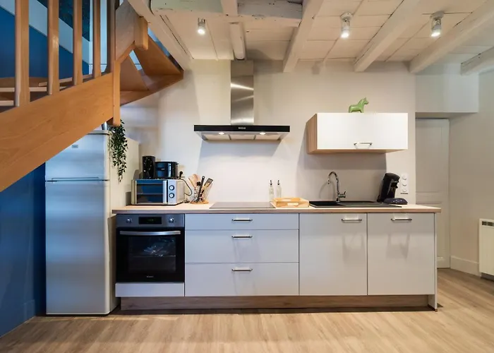 Le Verger : Familial Avec Piscine Vivonne