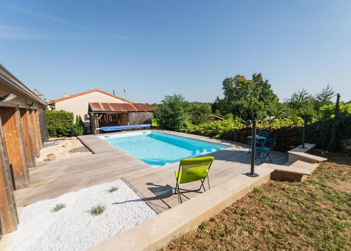 Le Verger : Familial Avec Piscine Pensión 3*