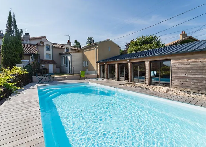 Le Verger : Familial Avec Piscine Pensión 3*