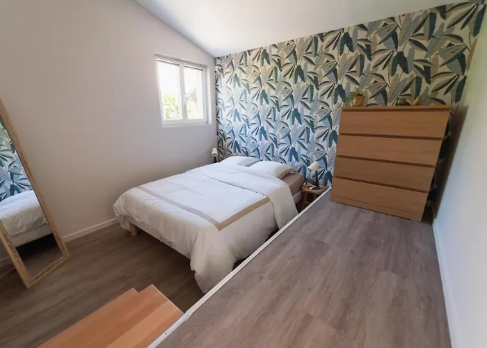 Le Verger : Familial Avec Piscine Vivonne