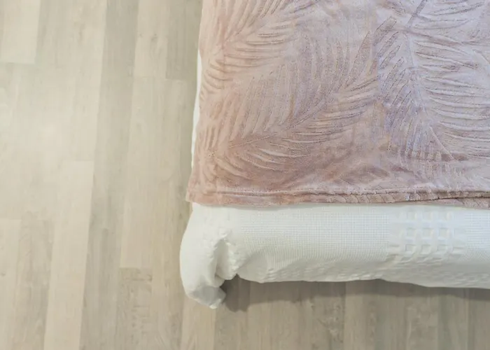 Pensión Le Verger : Familial Avec Piscine 3*