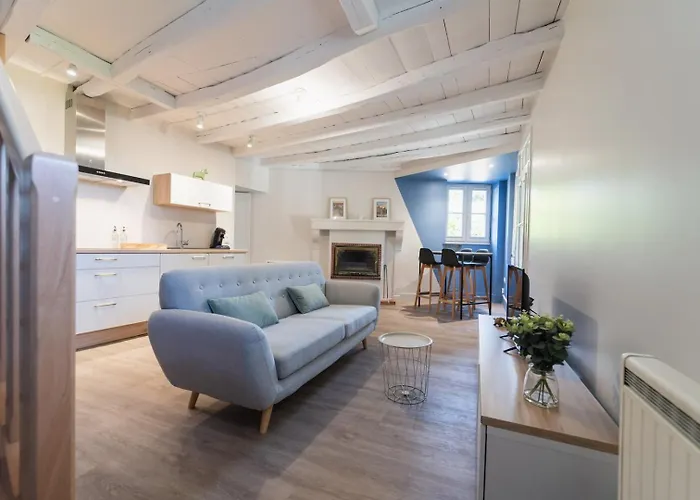 Pensión Le Verger : Familial Avec Piscine 3*